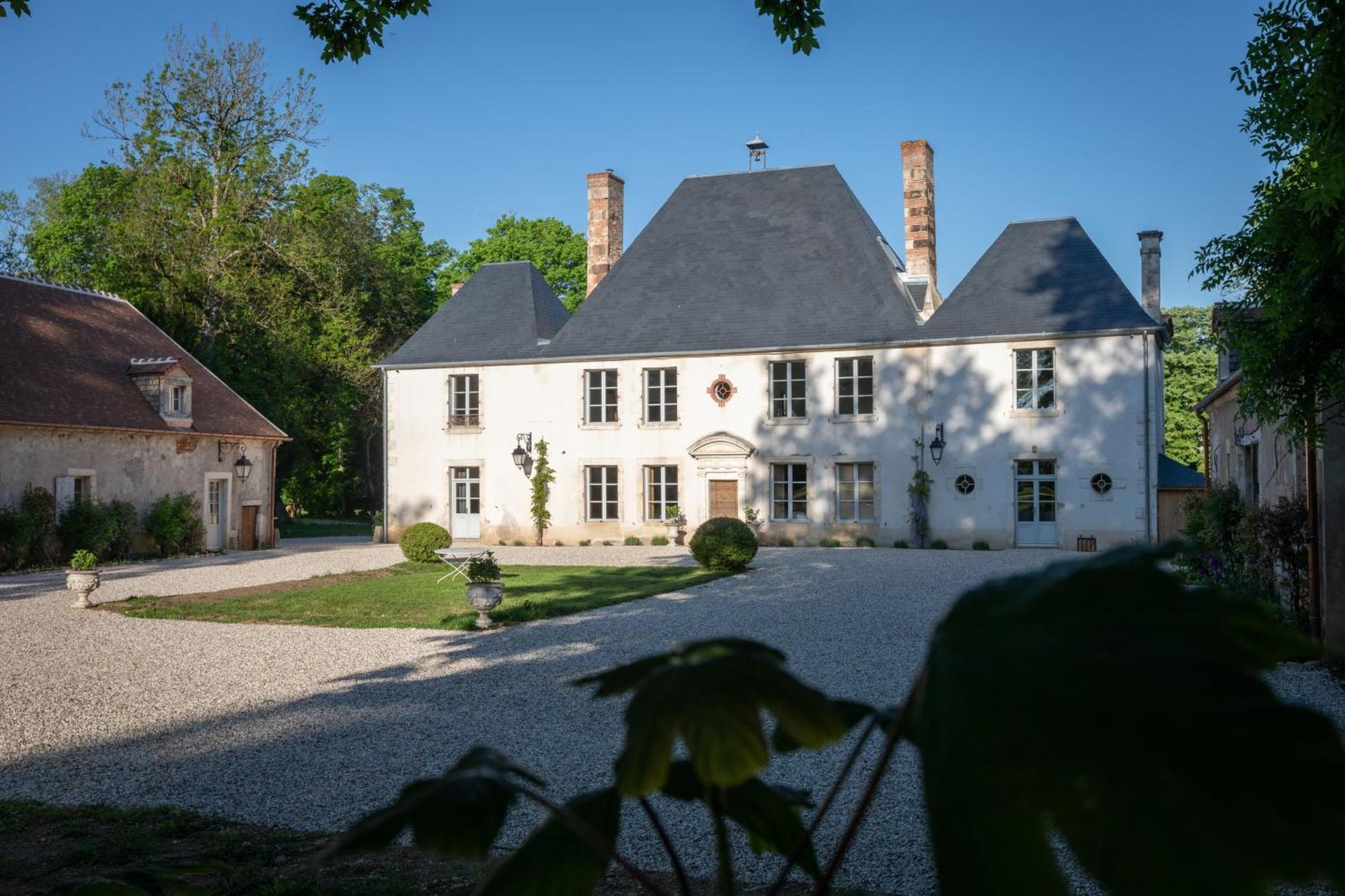 Le Chateau Du Sollier - Charme Calme Et Confort A 5Mn Du Peage Le Subdray Екстер'єр фото