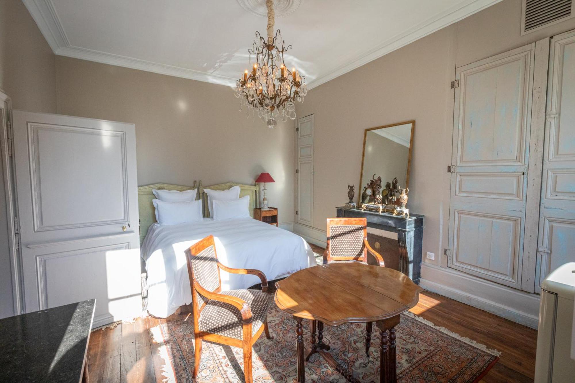Le Chateau Du Sollier - Charme Calme Et Confort A 5Mn Du Peage Le Subdray Екстер'єр фото